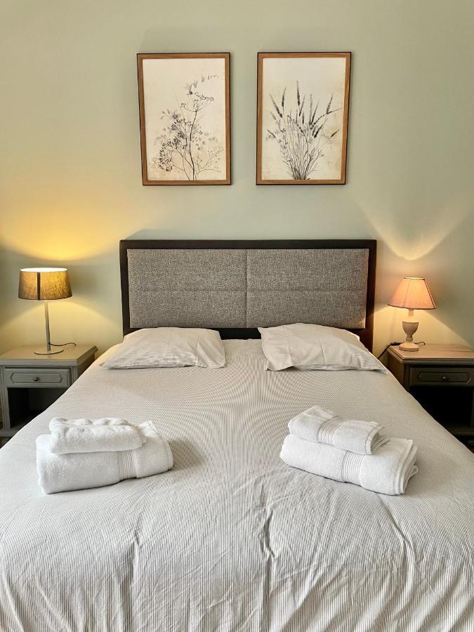 La Bateliere, Appartement Mer Avec Patio Prive 메르레뱅 외부 사진