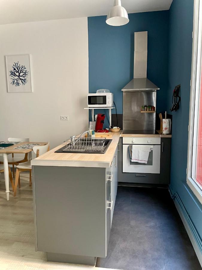 La Bateliere, Appartement Mer Avec Patio Prive 메르레뱅 외부 사진